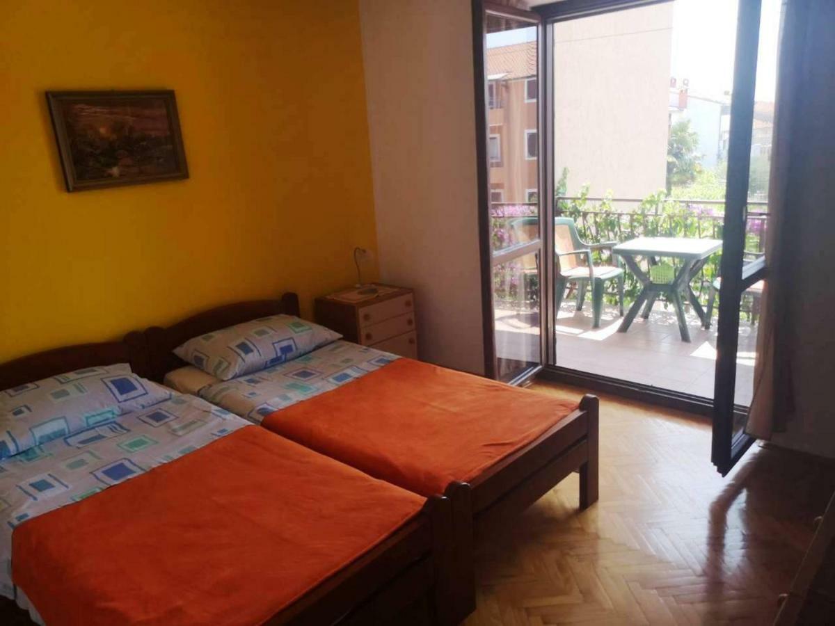 Apartment Anda Ровінь Екстер'єр фото